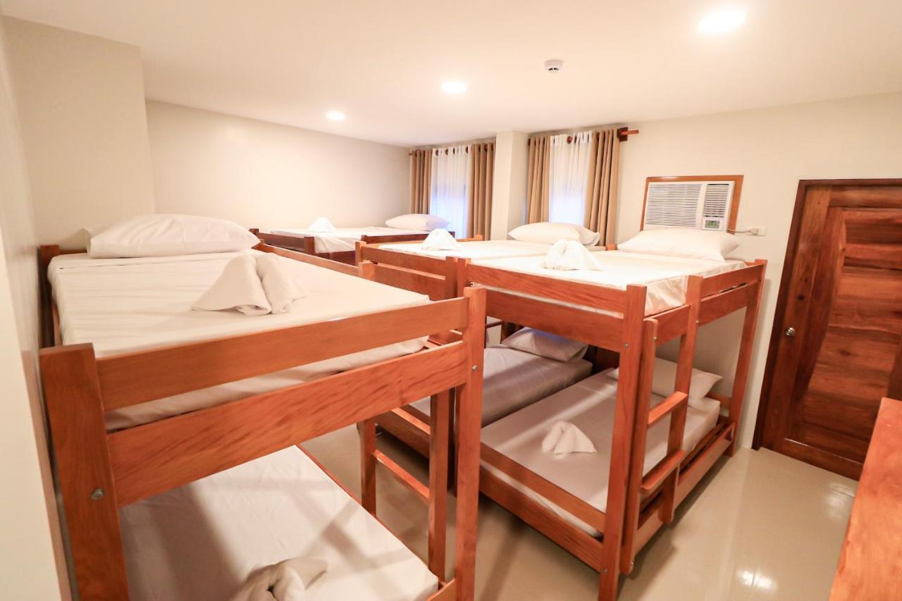בוסואנגה Josefina'S Tourist Inn מראה חיצוני תמונה